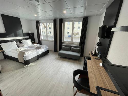 Yebs Hotel