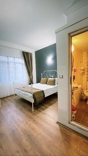 Kaleici Efsali Hotel