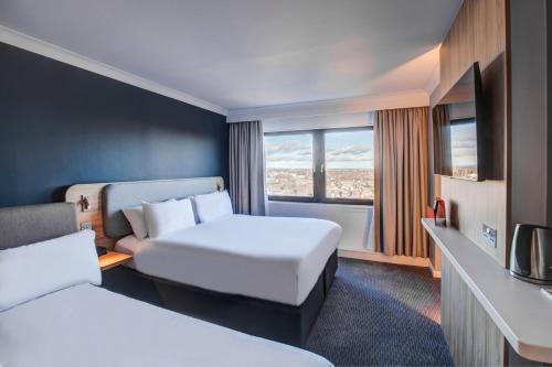 Holiday Inn Edinburgh City - West