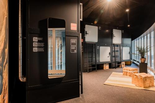 Capsule Hotel Alpine Garden