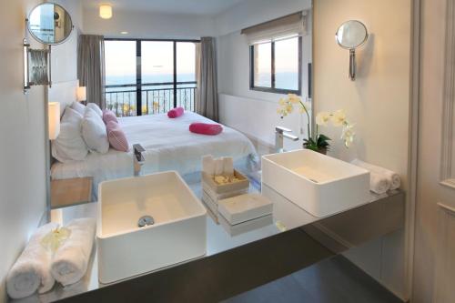 Sandy Beach Hotel & Spa