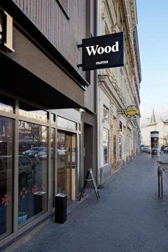 Numa Vienna Wood