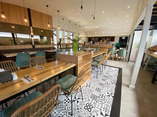 Parque España Residence Hotel