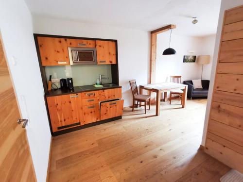 Apartments Post