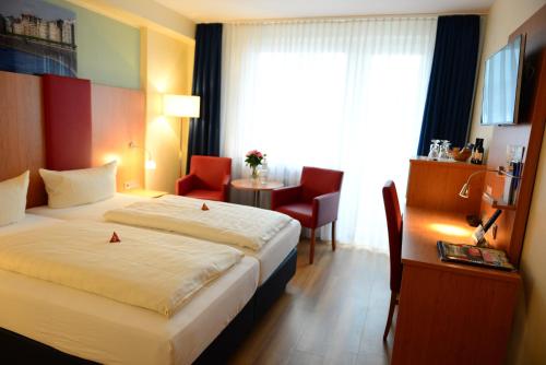 Tiptop Hotel National