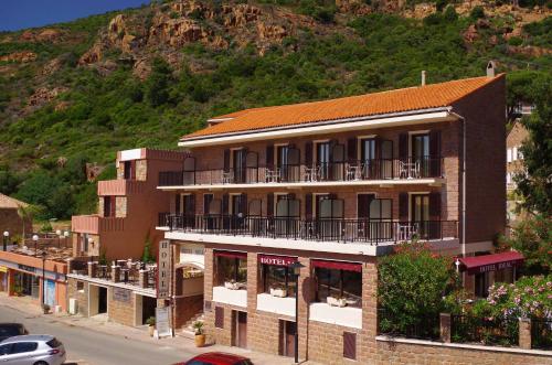 Hotel Ideal Subrini