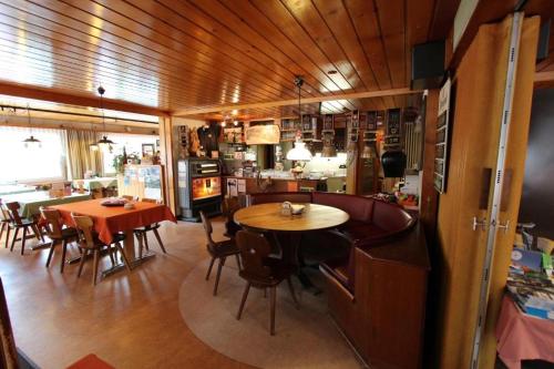 Hotel Restaurant Alpina