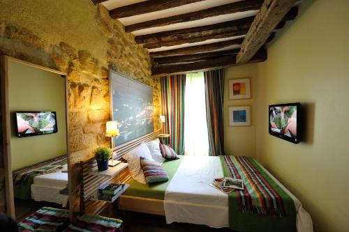 Les Patios Du Marais Residence