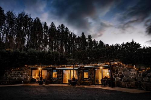 Waterfall Caves Turn-Around-Houses