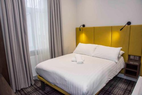 Howard Winchester Hotel