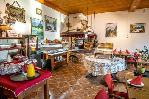 Center - Bohinjsko Jezero