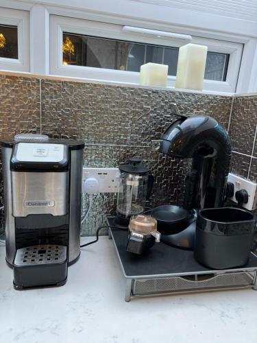 Windsor Retreat in shadow of the Castle.