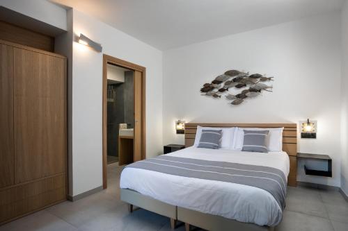 The Square Cannigione