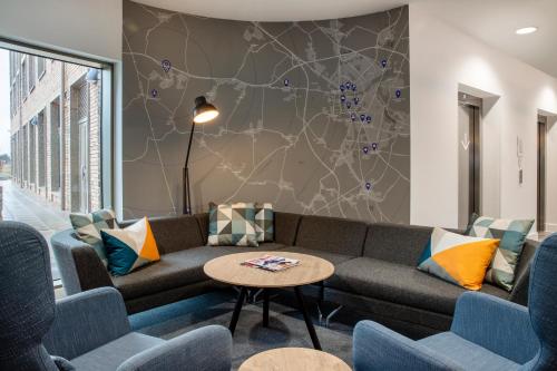 Holiday Inn Express Cambridge West - Cambourne