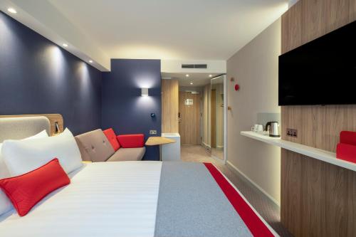 Holiday Inn Express Cambridge West - Cambourne