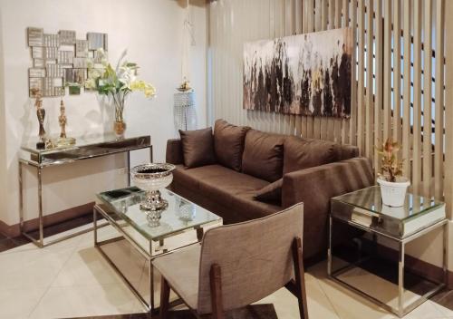 H. F. Golden Travellers Inn By Reddoorz