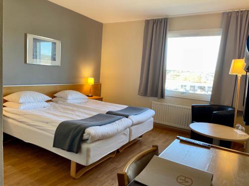 Hotell & Vandrarhem Nyboholm