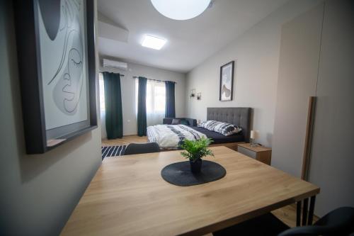 Manoir Apartments