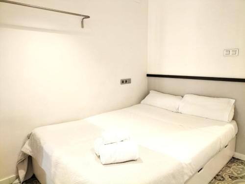 Liceu Apartments by Gaiarooms