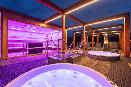 Bristol Art & Spa Sanatorium