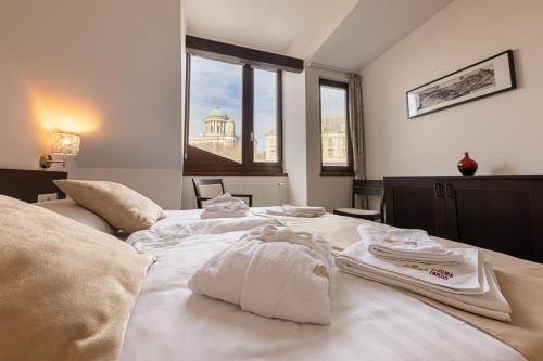 Bazilika Alatt Panzio