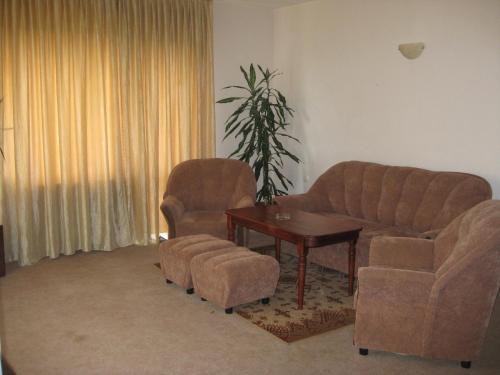 Family Hotel Iv