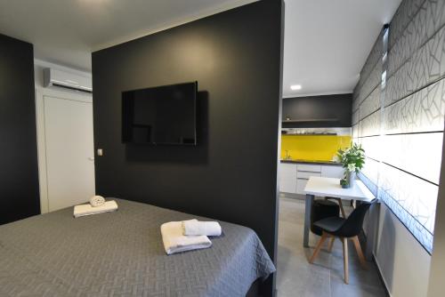 Mido Rooms