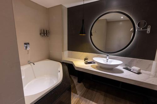 Coro Hotel
