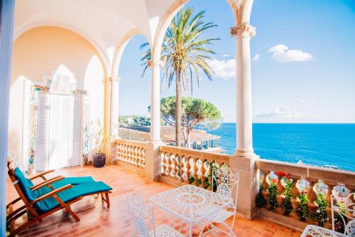 Hotel Roger De Flor By Seleqtta