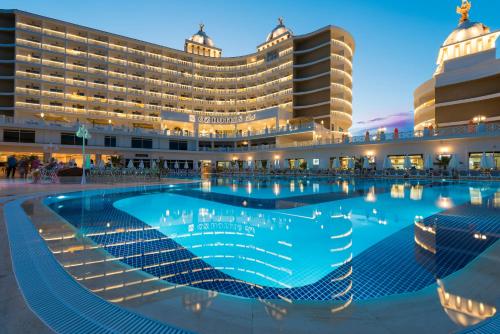 Oz SUI Resort Hotel
