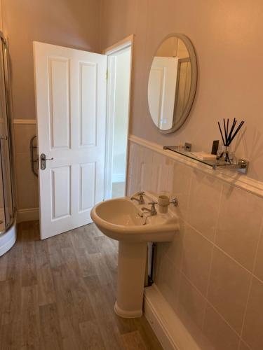 The Black Mountain Lodge