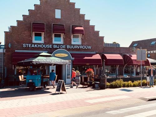 Slapen Bij de Buurvrouw