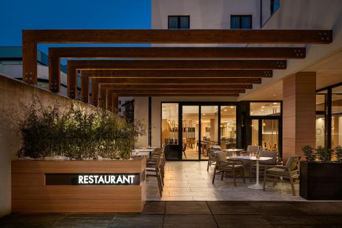 Hotel Osvit