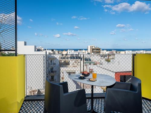 3 Pines Design Living