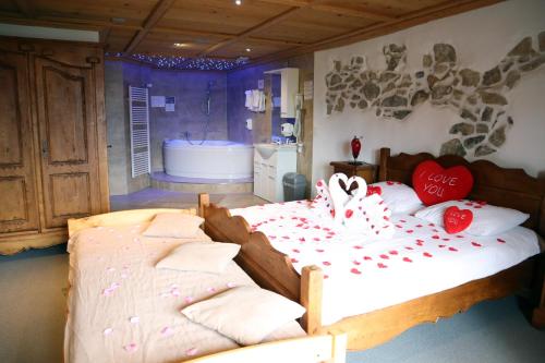 Gruyère Rooms