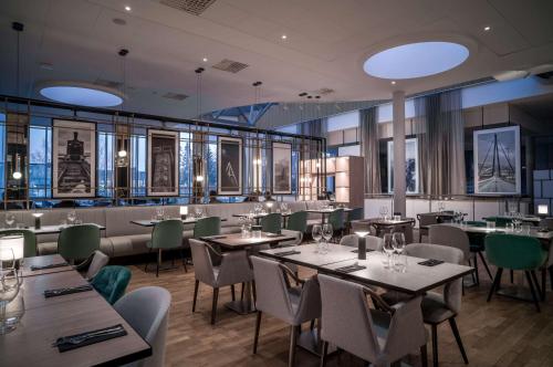 Radisson Red Oslo Airport