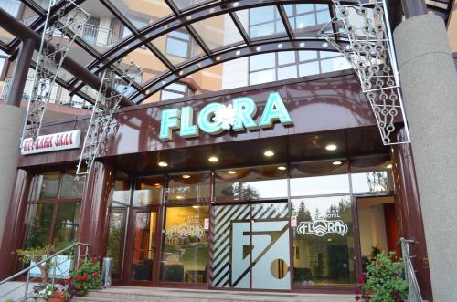 Flora Apartments by Persey Travel Agency