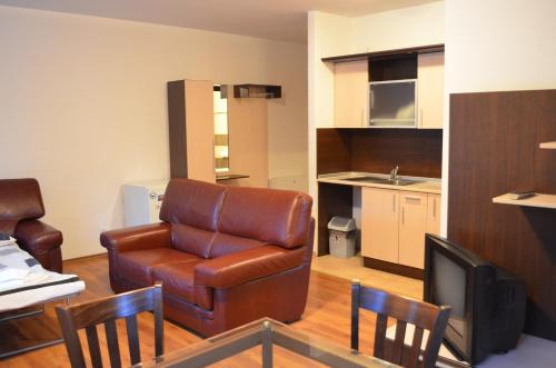 Flora Apartments by Persey Travel Agency