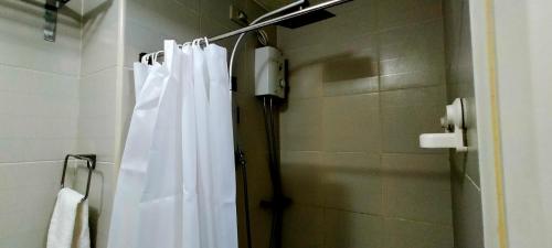 Gabriel's Den @ JazzB1109