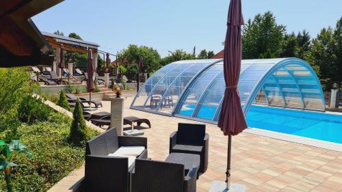 Villa & Restaurant Sedra