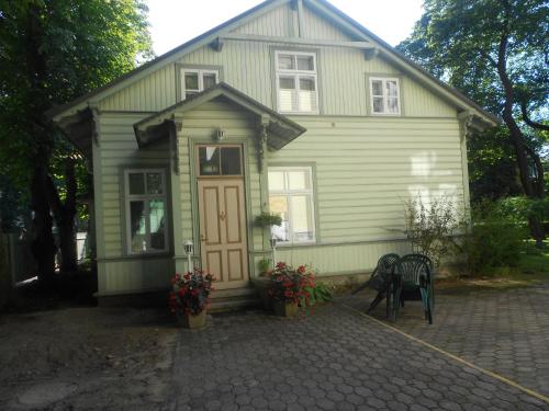 Poska Villa