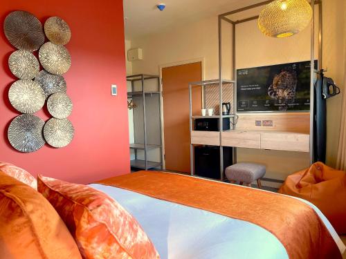 Hex Hotel At Yorkshire Wildlife Park