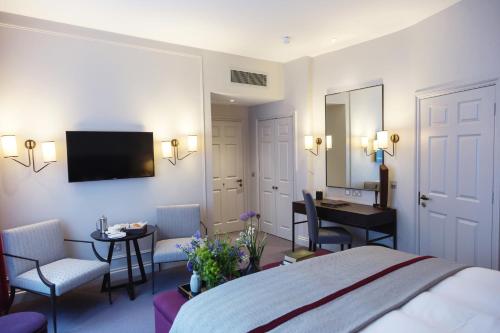 Old Parsonage Hotel