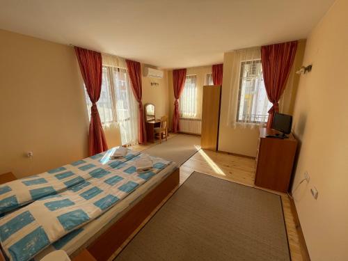 Family Hotel Biju