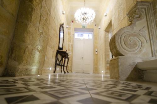 Senglea Suites