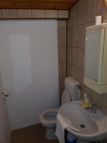 Hompot Accommodation