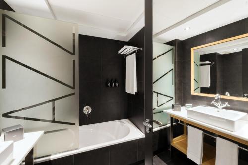 Jazz Hotel