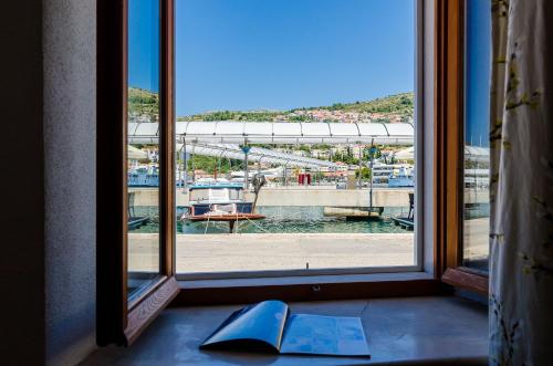 Orka Apartments