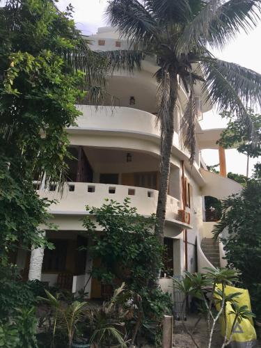 Wind Riders Inn & Cafe