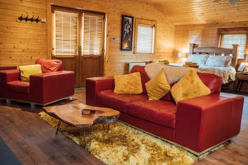 Donard Shadow Lodge